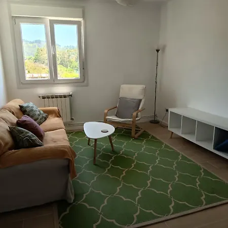 Two-bedroom In דירה *